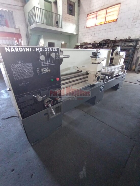 Torno Mecânico marca Nardini ND325 (Diâm x Comp) 650 x 2200 mm